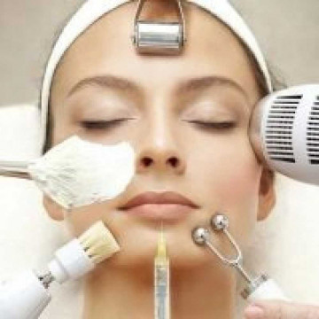 Image for HydraFacial with Red Light Mask